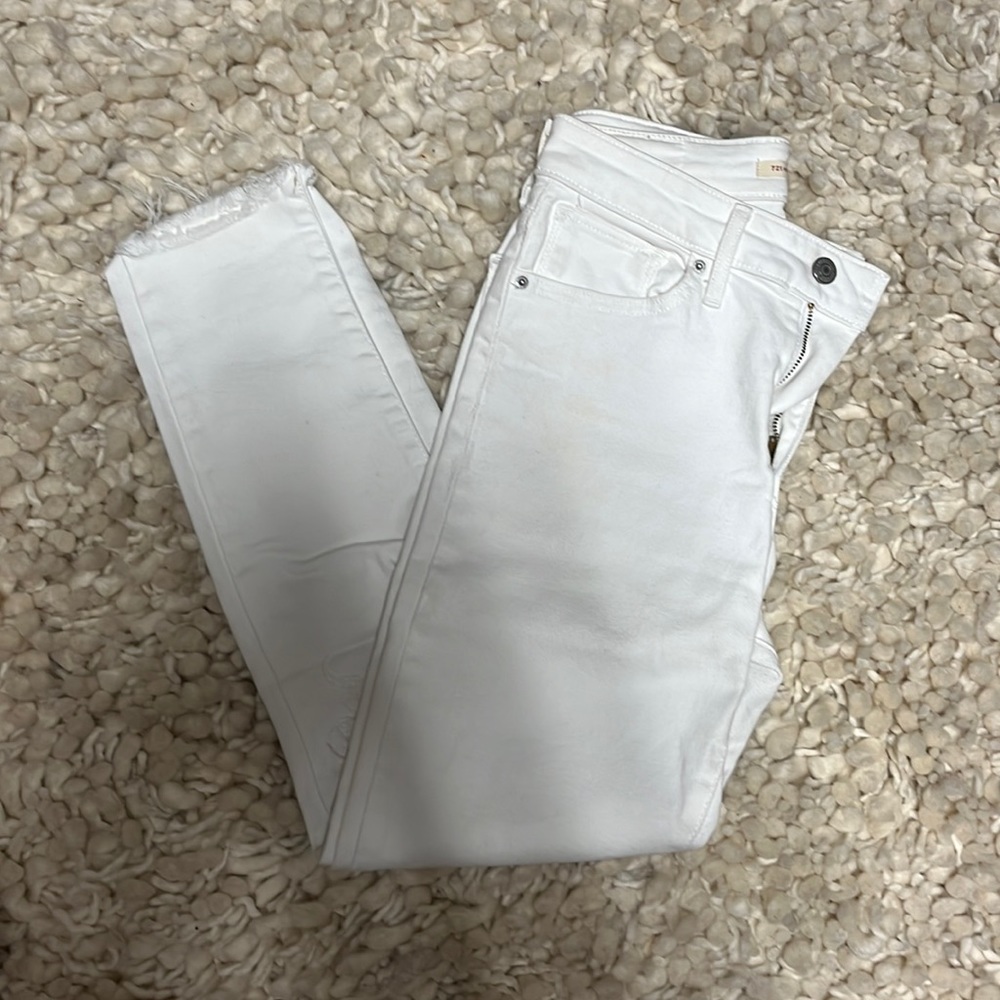 levi white jeans